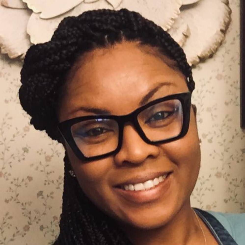Meet your Posher, Latonja